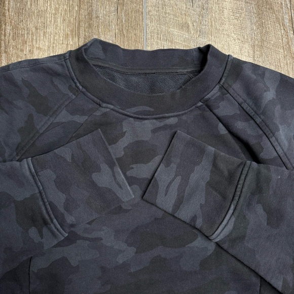 lululemon Camo Scuba Crewneck Sweatshirt Size 12 - Picture 3 of 8